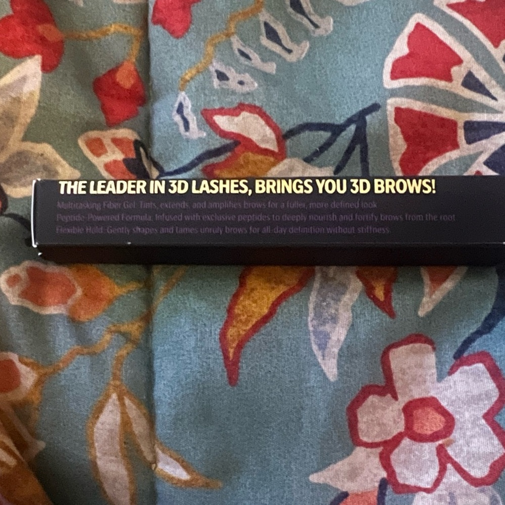 Lilly Lashes All The Fills 3D Brow Tinted Fiber Gel | NIB | Dark Brown - Picture 3 of 4